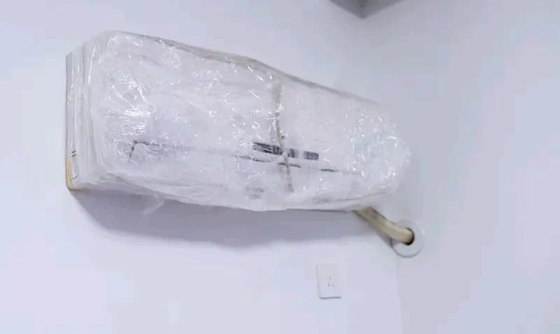 高一女生暑假每日帮爸爸安装空调 有一位高一女生，暑假的时候每天都会帮爸爸安装空调