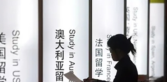 美国再不改，领导位置要让给中国











美国这几年搞的事情，简直让
