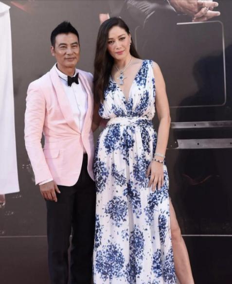 1997年，任达华与名模琦琦结婚，他对琦琦说：“婚后不生孩子、不买房、不吵架。”