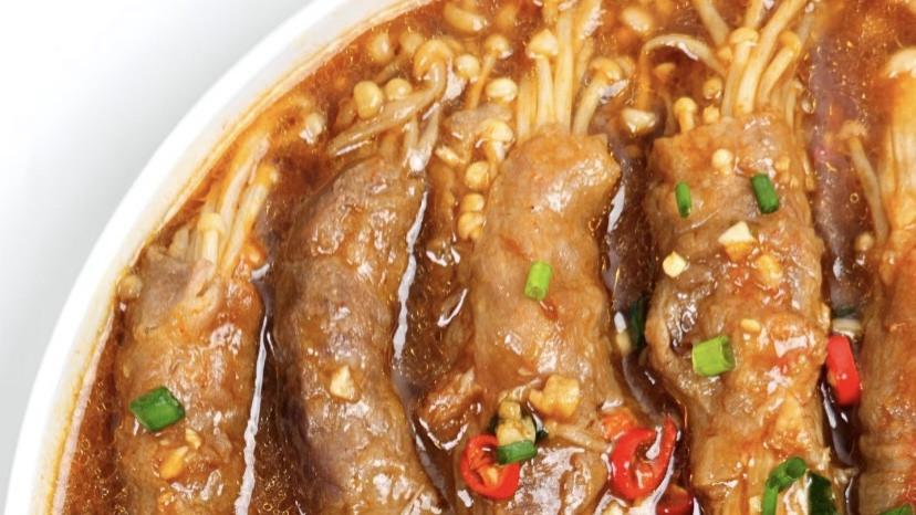 金针菇肥牛卷：酱汁浓郁的下饭神器！