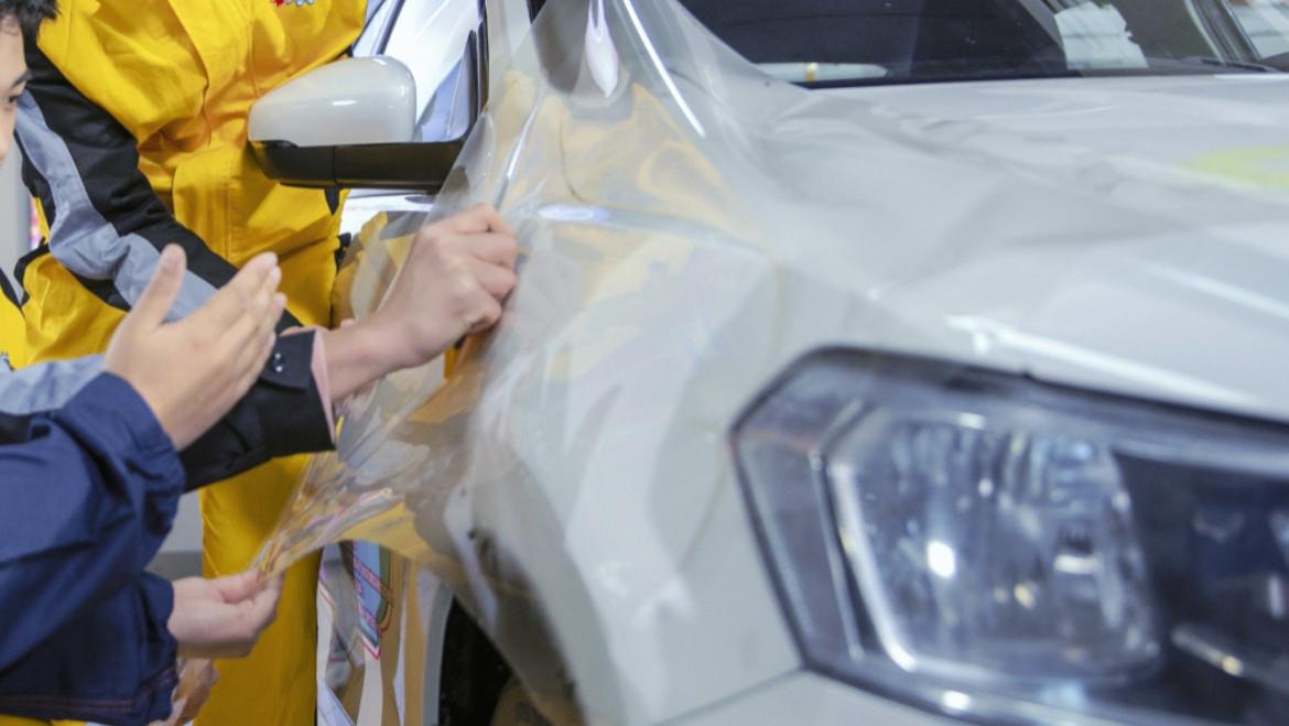 一辆车7819万！刘强东的流量生意，套路没变