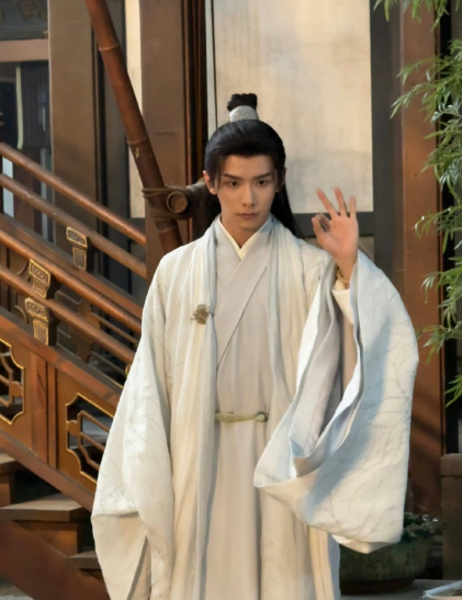 女频剧有自己的敬妃赵弈钦！晏白楼与温粲棋局交锋封神，赵弈钦无需怒目，落子间自制力