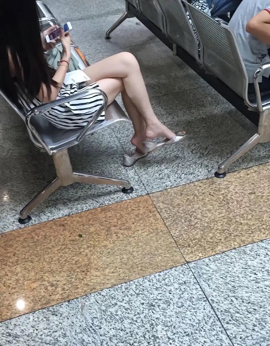 这么老旧的手机，不会卡顿吗