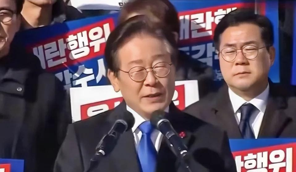 韩国总统尹锡悦弹劾案











昨天韩国炸锅了！李在明直接开怼韩德洙