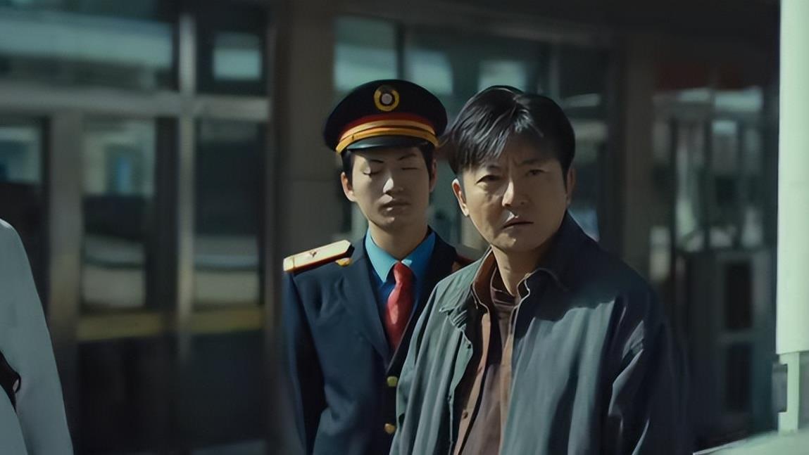 又一反扒大剧来袭，看了主演阵容我想说：这剧能爆