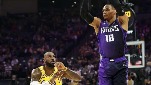 喂饼也是一种艺术！威少22+7打湖人随心所欲