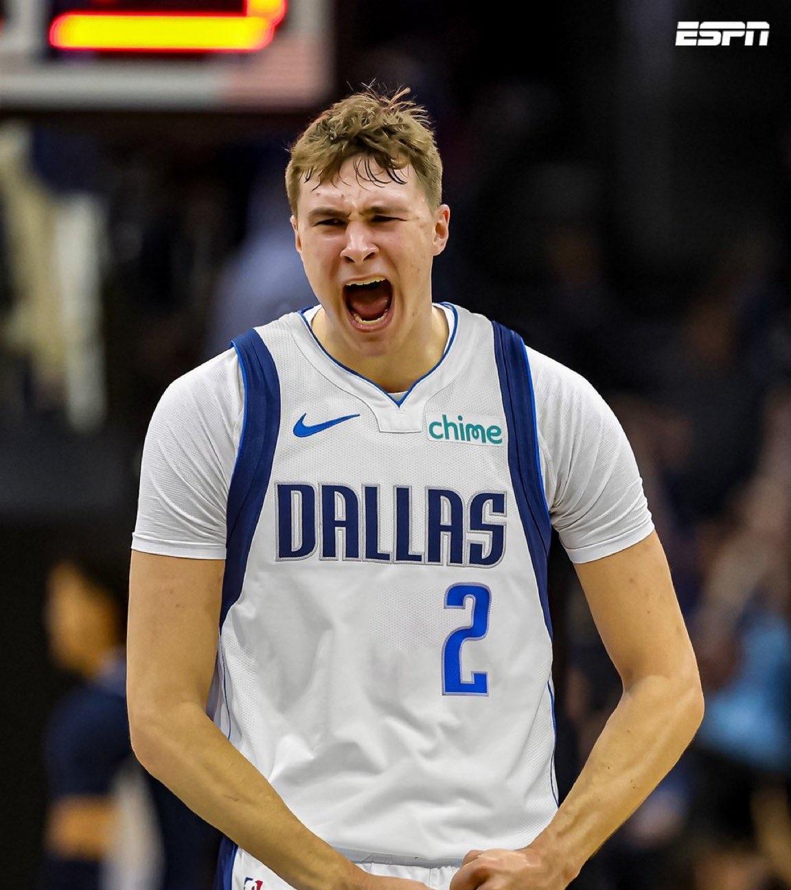 历史最低概率夺魁！
今日，NBA上演史诗级剧情——独行侠以仅1.8%的概率抽中2