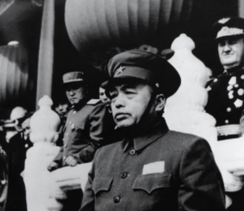 兰州1949年秋天正式解放，解放之后所有人都非常的开心，因此也举办了庆功宴，但是