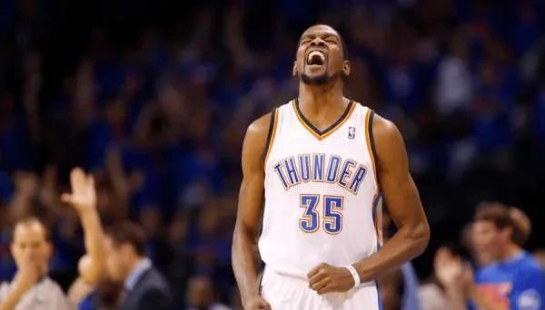 NBA现役单赛季（包括季后赛）总得分超过3000分的球员并不是很多，如果场均30
