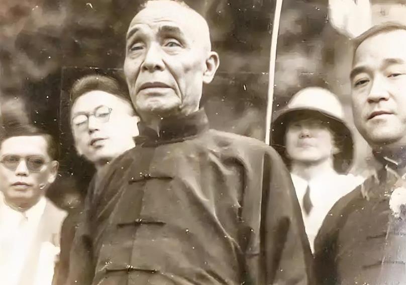 民国时期，上海滩“宁波帮”头面人物、沪上大闻人、商界“阿德哥”虞洽卿，因为大肆扩