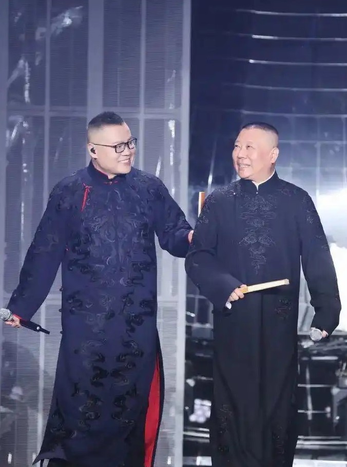 岳云鹏开了演唱会，网上许多人吐槽，一个相声演员开啥演唱会，这吃相未免有点太难看了
