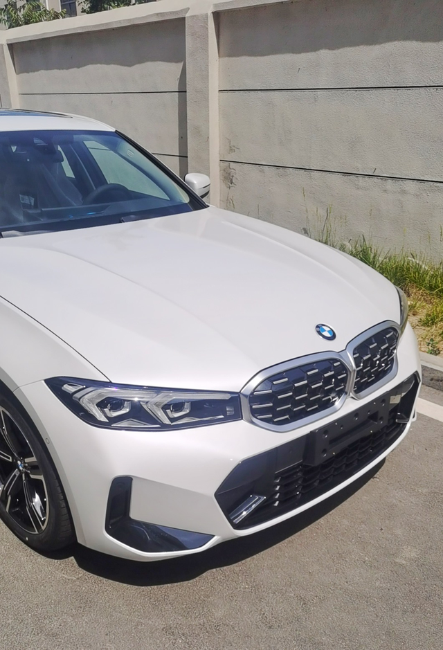 用车三个月了雷达太烂了
如果你想买三系，如果你在纠结哪个车型，听我的一定要带36