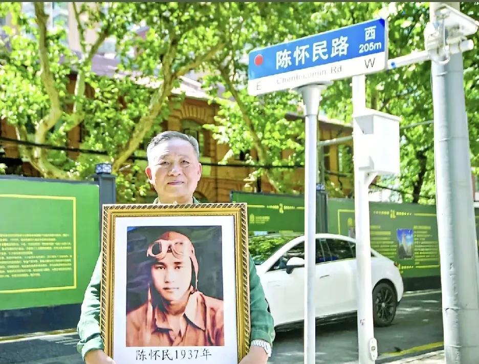 他们都是伟大的抗日英雄
值得被历史和人民所铭记，推荐齐邦媛先生的这本《巨流河》