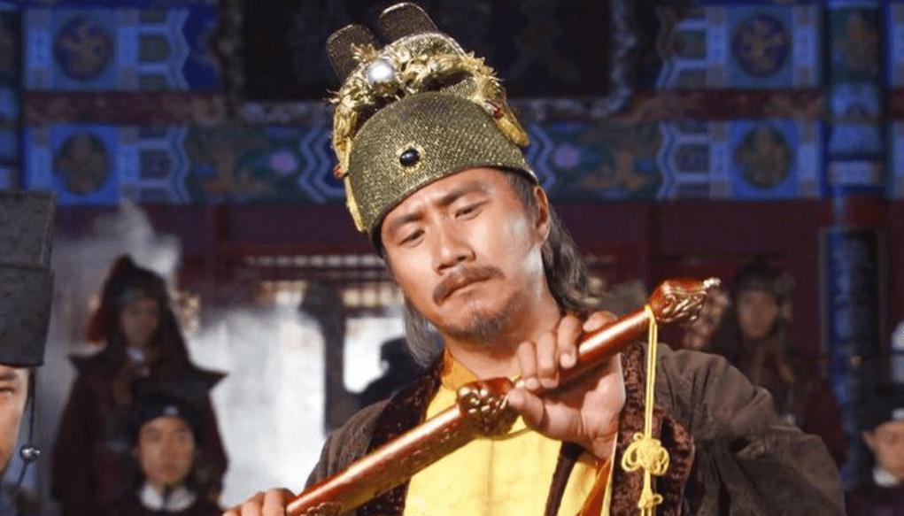 很多人疑惑，朱元璋的部下个个能征善战，怎么就预料不到狡兔死，走狗烹的结局？
其实
