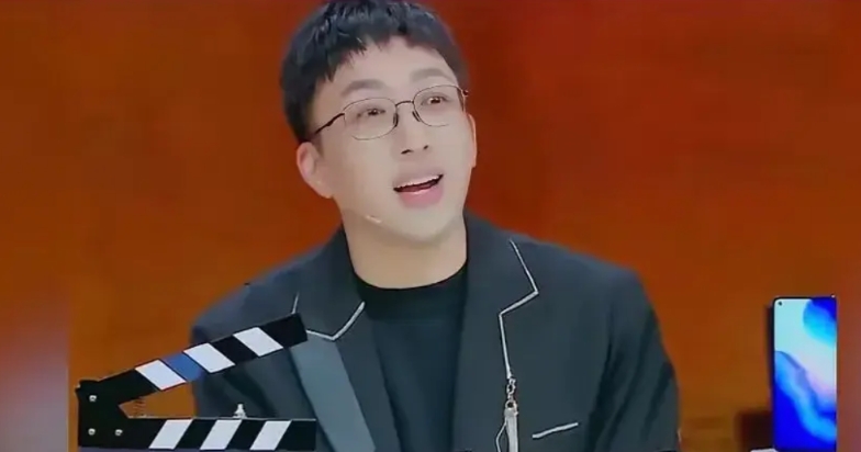 终于知道于正为什么敢直播中公开吐槽曹骏了，既不是因为流量，也不是为了炒作，他是真
