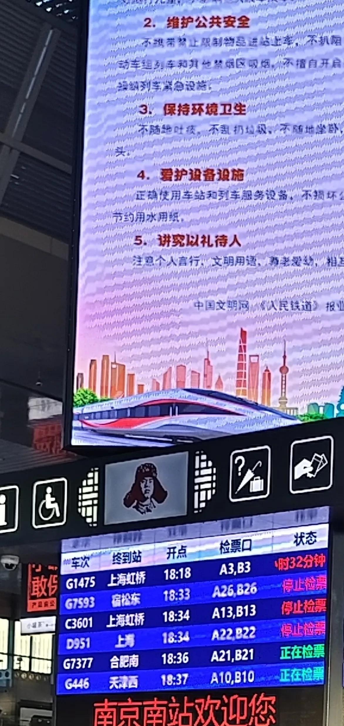 每次踏上这座城市，心里都特别安逸，我一直对她情有独钟。我很爱这几家美食。