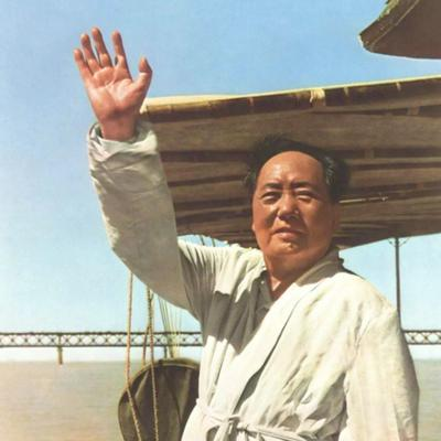 毛主席偶然的一次青岛游泳经历，罹患重感冒，西药无效。省委书记找到远近闻名的老中医