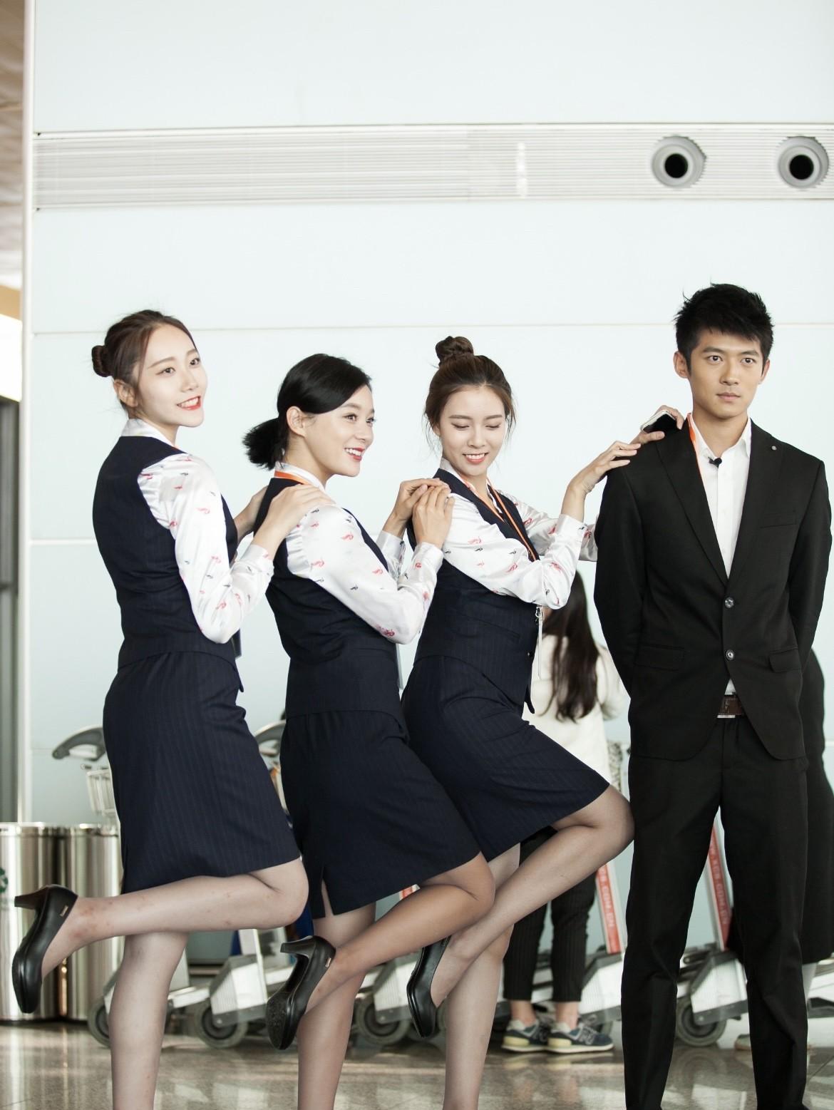 袁姗姗，165cm，空姐的调皮日常。