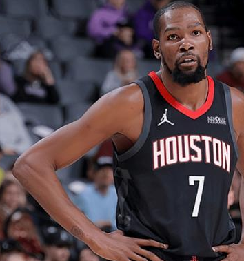 杜兰特23分，火箭惨败国王掉入附加赛区！NBA常规赛，火箭客场挑战国王，这场比赛