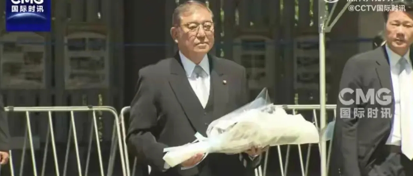 日本首相石破茂15日继续向靖国神社供奉祭献金。日本人从来没有认为自己二战战败给中