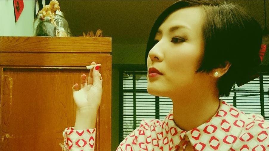 TVB梁珈詠入行演百套剧多绿叶，为追梦摆摊卖饰品，随友北上寻开心