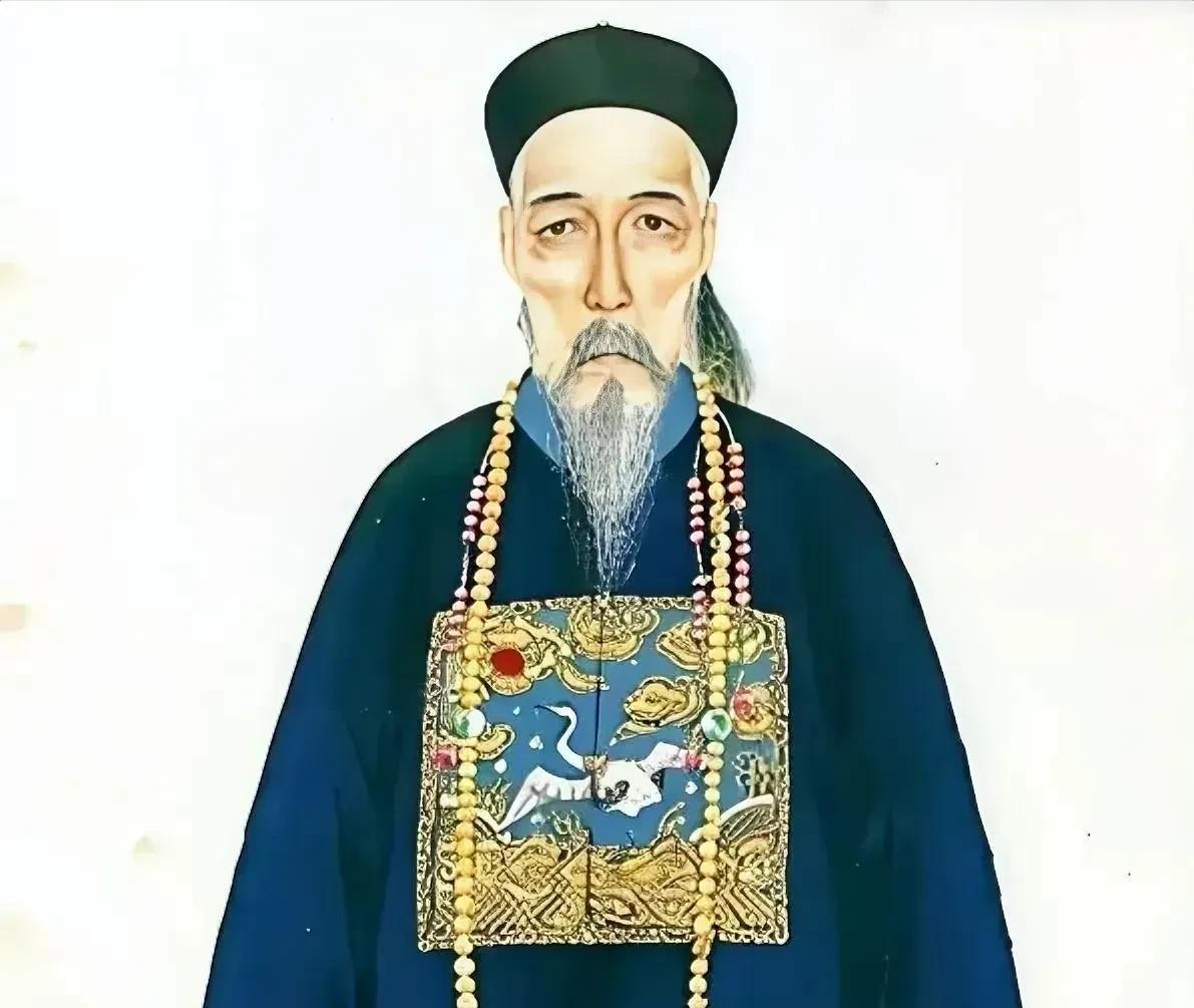 李鸿章的侄子李秋升强奸民女，女子的丈夫将他告到了彭玉麟那里，没想到彭玉麟丝毫不顾