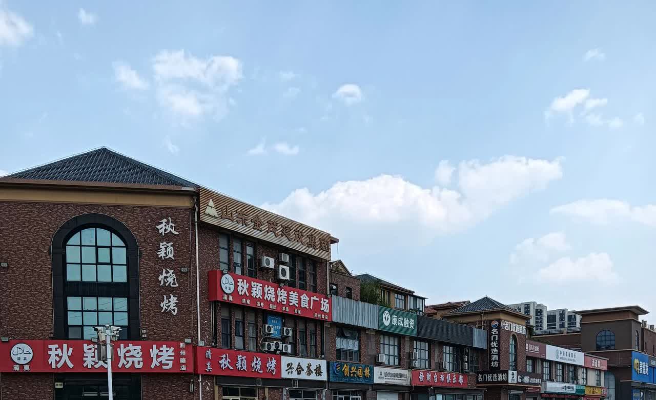 法系车常常给人价格虚高的印象，从标致408X可见一斑，感觉他们依旧沉浸在追求高利