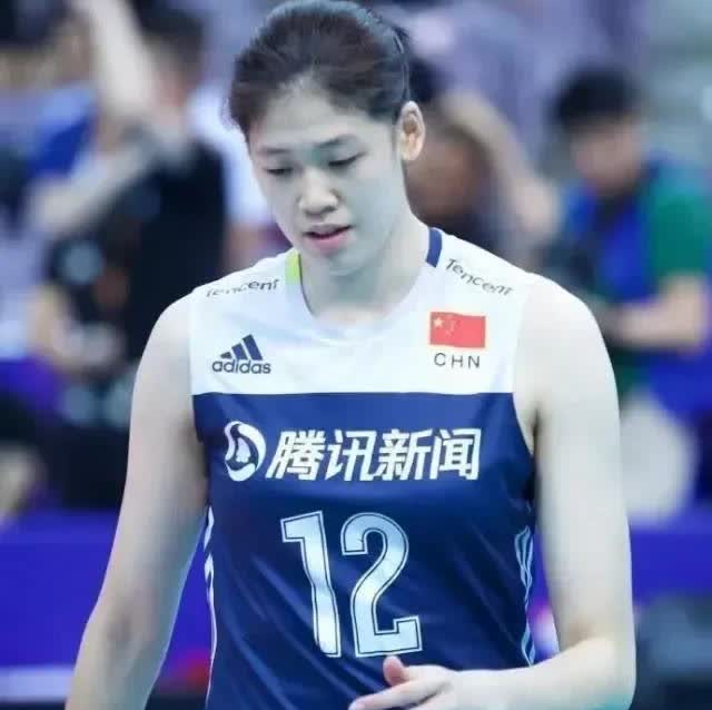 【天津女排，全运会不能指望李盈莹】
李盈莹在世锦赛，起跳时小心翼翼，我觉得李盈