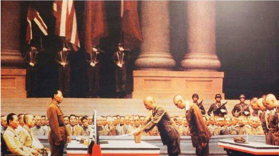 日本噩梦来了！7月11日，德国总理追着俄国要战争赔款，俄外交部愤然翻出二战时期的