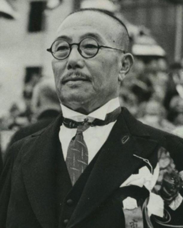 1940年10月，上海滩惊现一则震撼消息：日伪上海市市长傅筱庵在自宅遇刺身亡。"