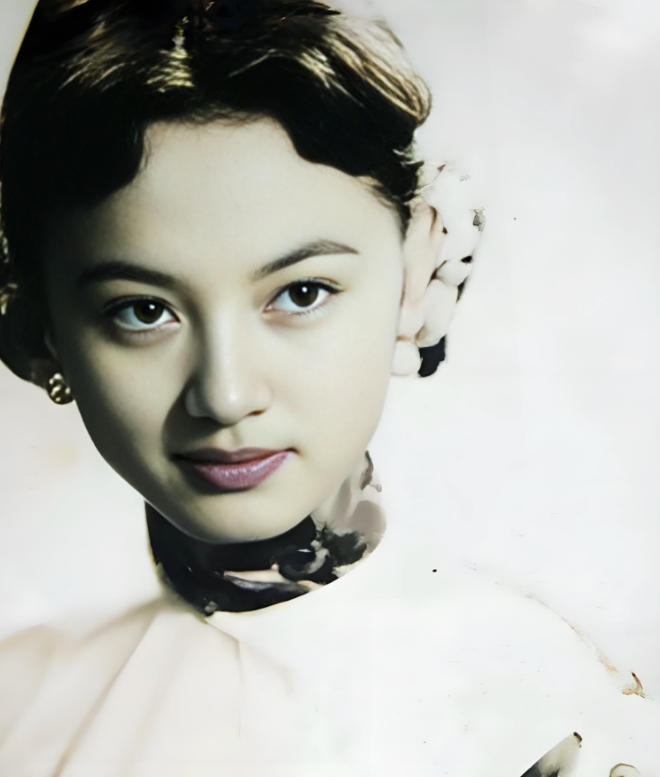 1918年，唐继尧看上了好友的貌美妻子，为了得到她，唐继尧派人暗杀好友，没想到，