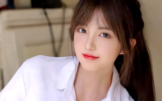 老公为帮白月光出气，将我关进高温铁笼后，婆婆的话让他悔疯了