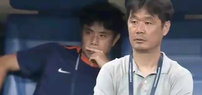青岛海牛保级无忧，并不是李霄鹏有多强，并不是俱乐部有多势力，是因为没有最差，只有