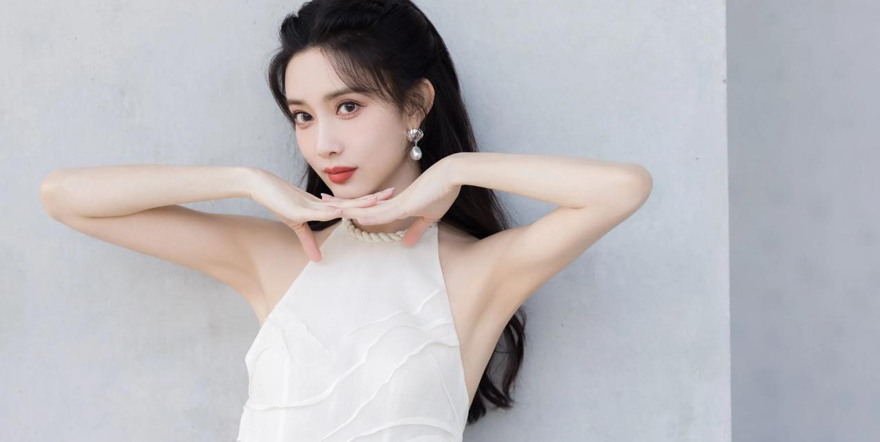 家人们，最新一期《桃花坞5》可太有梗了，尤其是汪峰锐评孟子义卸妆，那体验，真是终