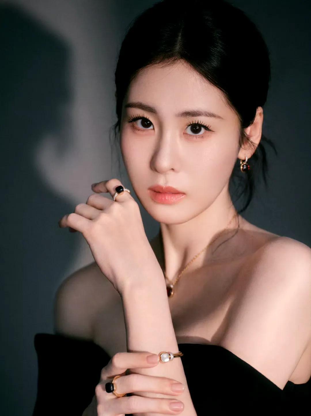 #张碧晨方称享有年轮永久演唱权利# #汪苏泷方决定收回年轮授权# 后，张碧晨方面