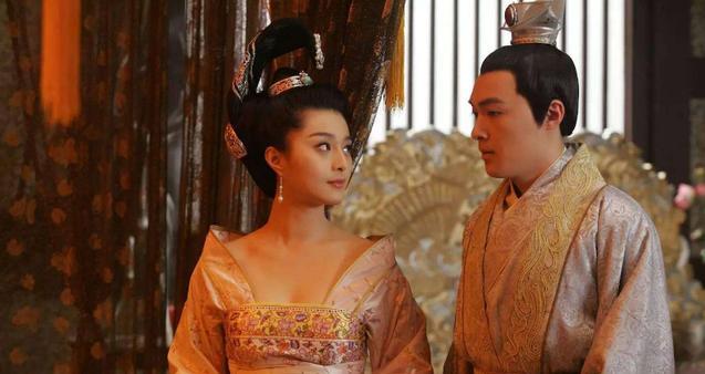 唐玄宗独宠杨贵妃16年，为何杨贵妃一个孩子都没有？真实原因很残酷。
公元756年