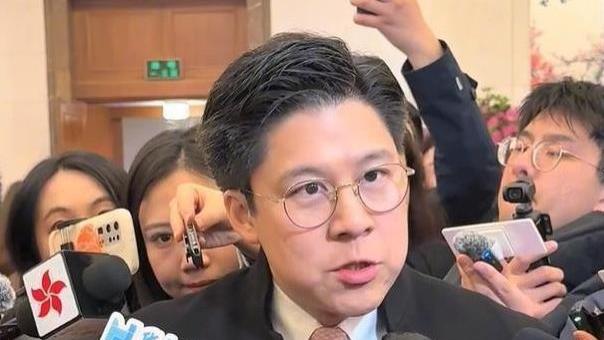 豪门新风尚，爱国心担当，霍启刚的社会责任感