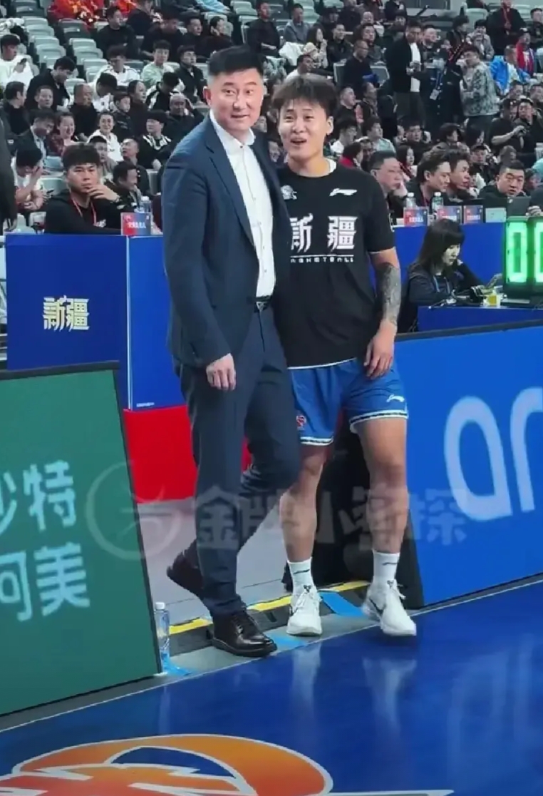 培养了赵睿，顶薪合同+国家队队长。

培养了胡明轩，顶薪合同+前国家队队长。
