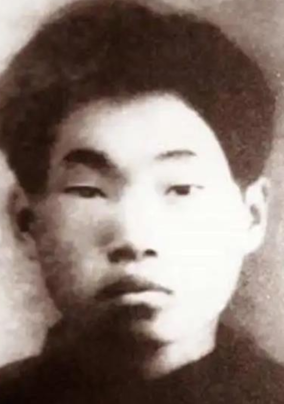 抗美援朝特等功臣、一级战斗英雄李家发的母亲临终时，对女儿李家英说：如果能去朝鲜，