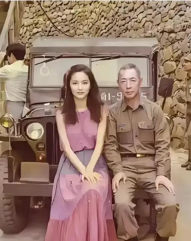 秦汉和青霞姐姐，就是琼瑶小说里面走出来的人物！
   许多人觉得秦汉也就那样，怎