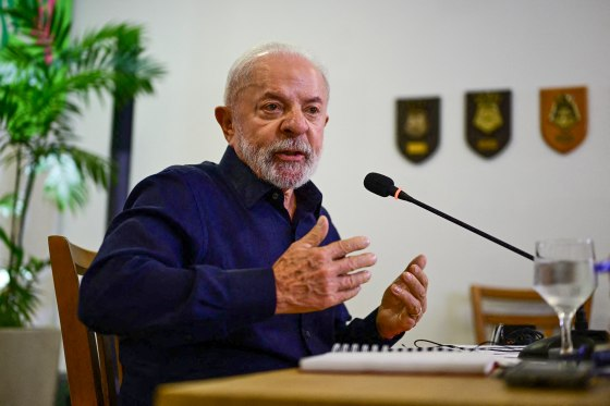 巴西总统卢拉：将亲自致电特朗普