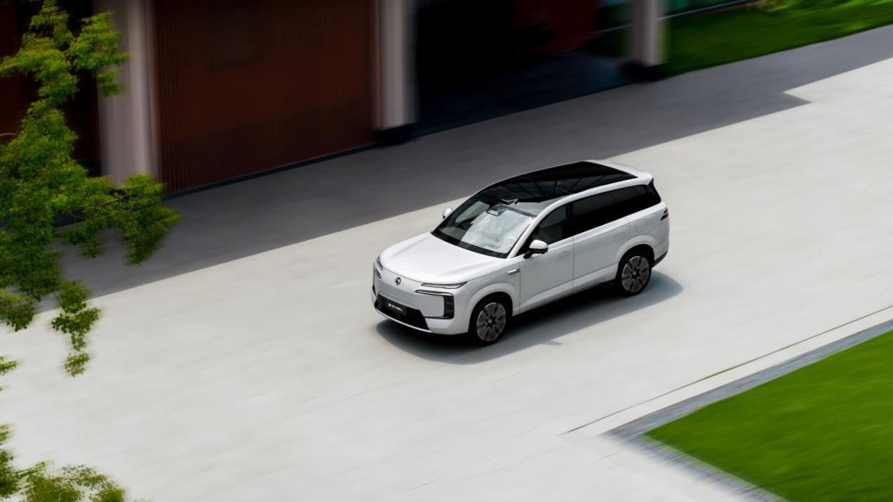 重塑大六座SUV市场新格局，腾势N8L以31.98万起正式开启预售