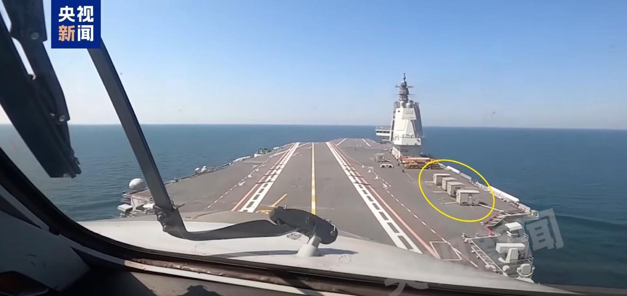 中国空警-600预警机飞越福建舰，模拟舰载机降落的画面（图1-2），应该是202