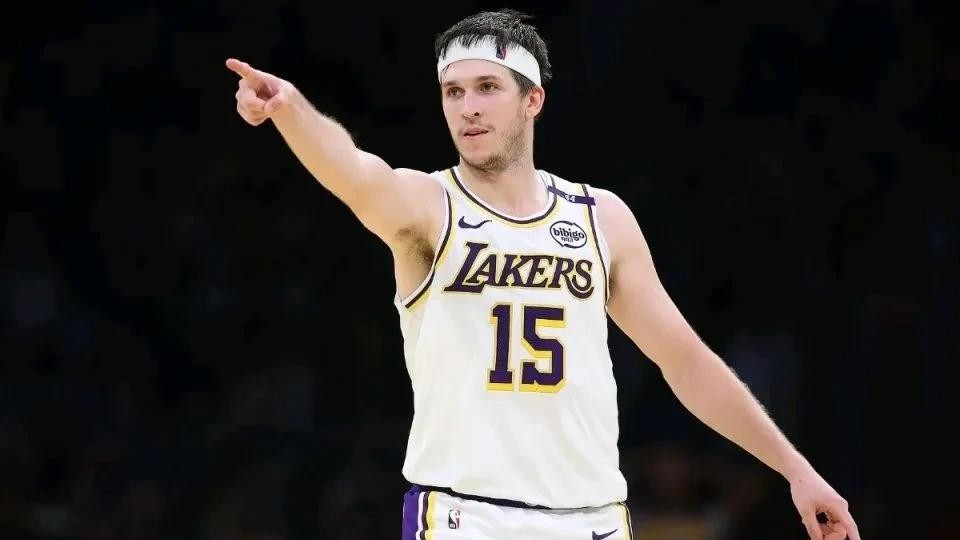 ​湖人终结四连败！107-96力克太阳，东契奇38分力挽狂澜