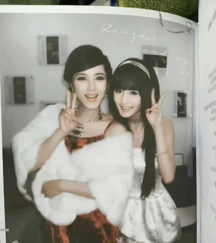 和杨幂同框才明白她有多惊艳！
难怪被称为第一校花，终于get到女神的颜了，没有对