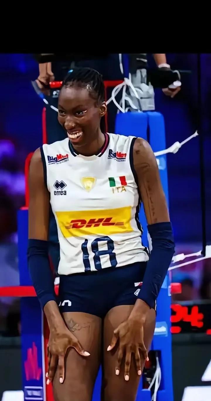 意大利再送横扫
我们竟连叫暂停的资格都没有
五局球，吴梦洁拦网48次被追发30次