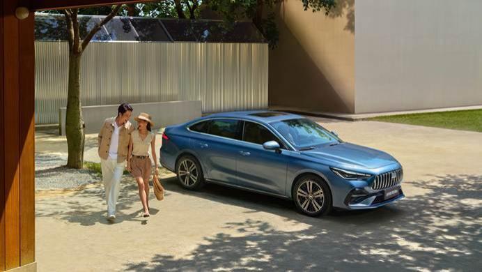 新一代国民神车吉利银河星耀6全球上市，限时6.88万元起