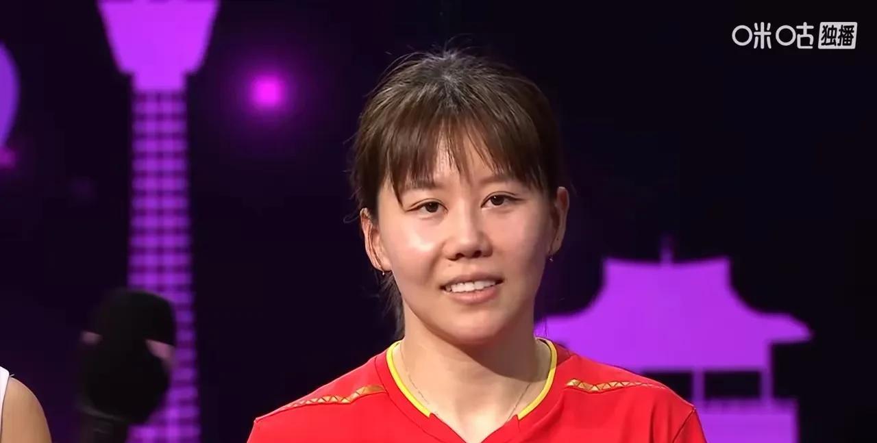 陈幸同夺冠，赛后一句话把全场都“逗笑”了  
今天下午进行的女单决赛，陈幸同以4