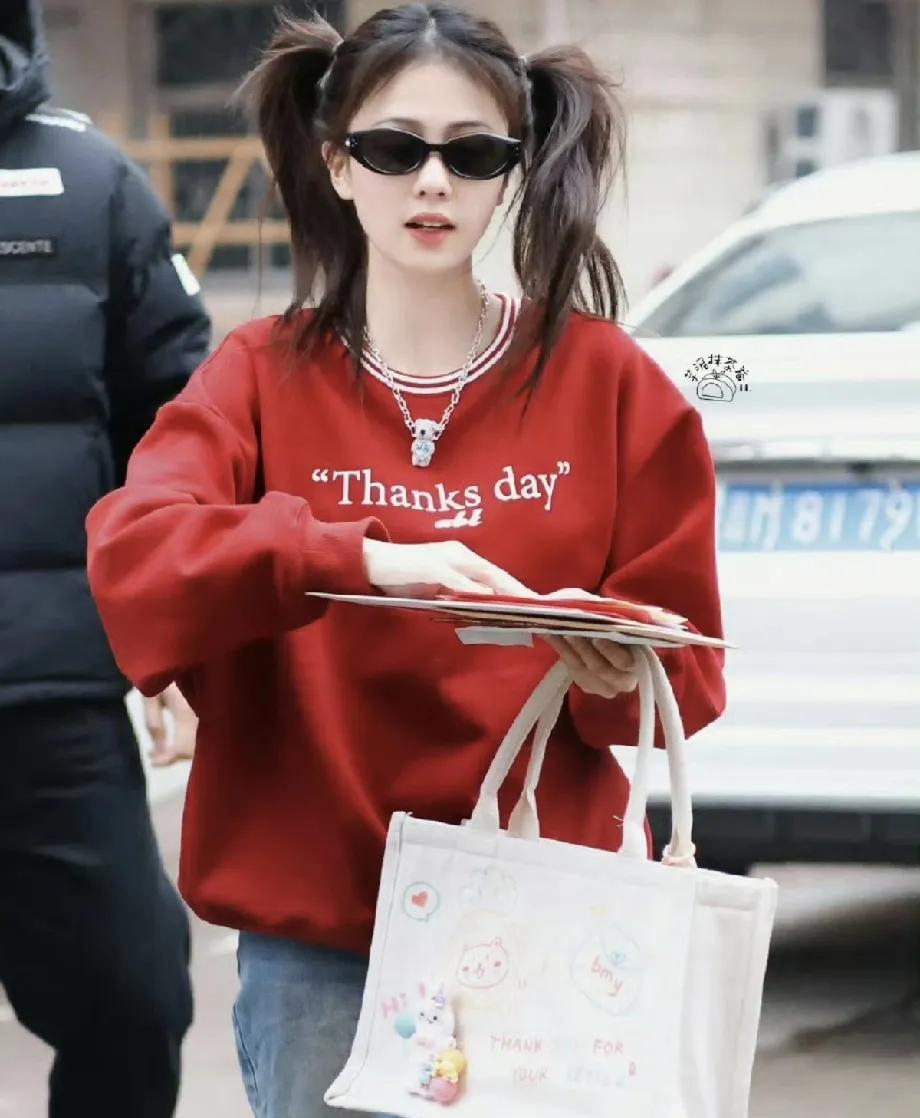 #白鹿# #奔跑吧# 是红色的小鹿啊