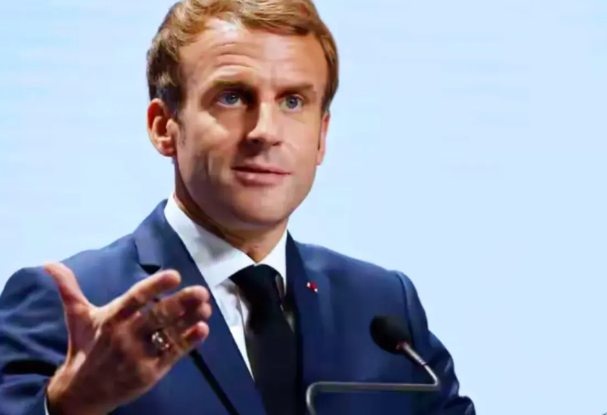 马克龙清醒了！
法国总统马克龙在巴黎会议上讨论西方乌克兰的军事部署问题；马克龙表
